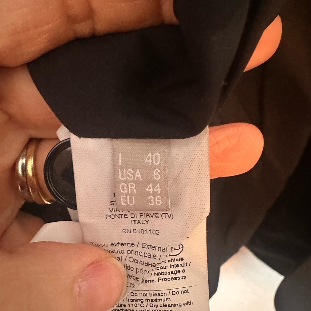 Stephanel Black Slim Fit Blazer Size 6 - Picture 10 of 11